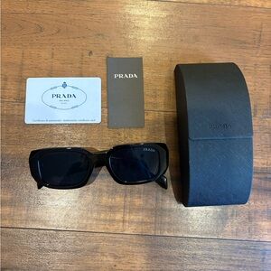 Designer Dupe sunglasses black square frames Y2K